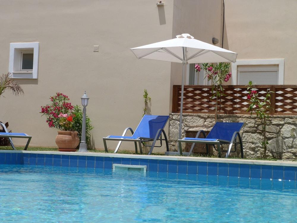 Azure Beach Kíssamos Exteriér fotografie
